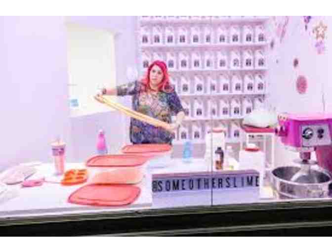 Slime Sloomoo Falls Experience for four people