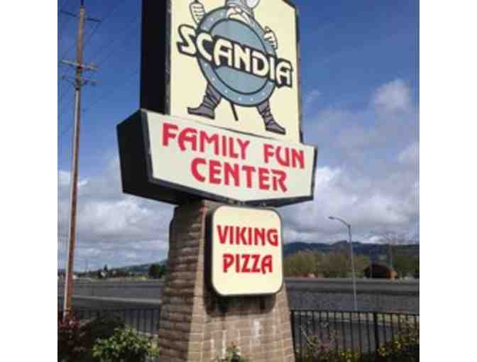 4 Passes to Mini Golf