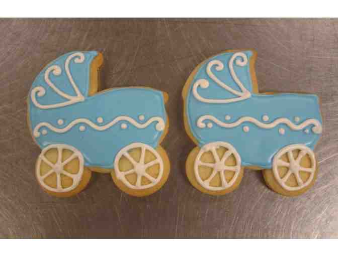 Your Sweet Expectations Cake - Custom Cakes & Cookies