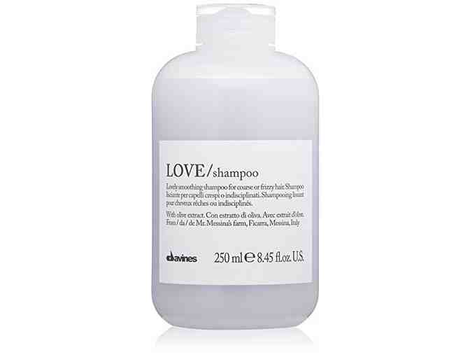 Davines Essential Haircare Holiday Box & Nfusion Digital Straightening Brush