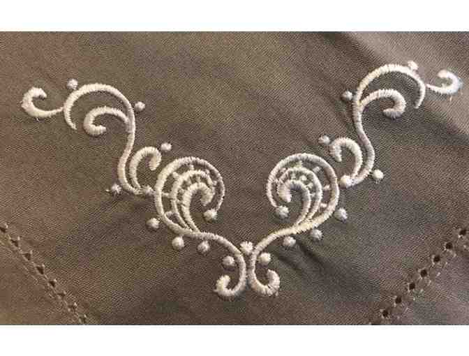 Embroidered Dinner Napkins Grey