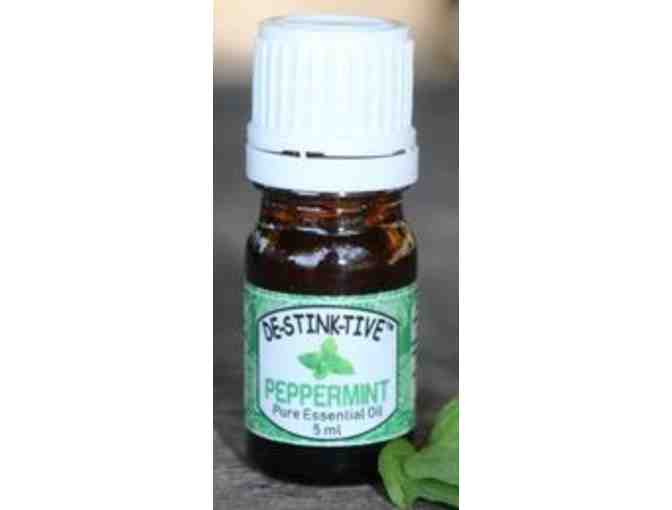 De-Stink-Tive Aromatherapy Car Diffuser  & 2 esstential oils