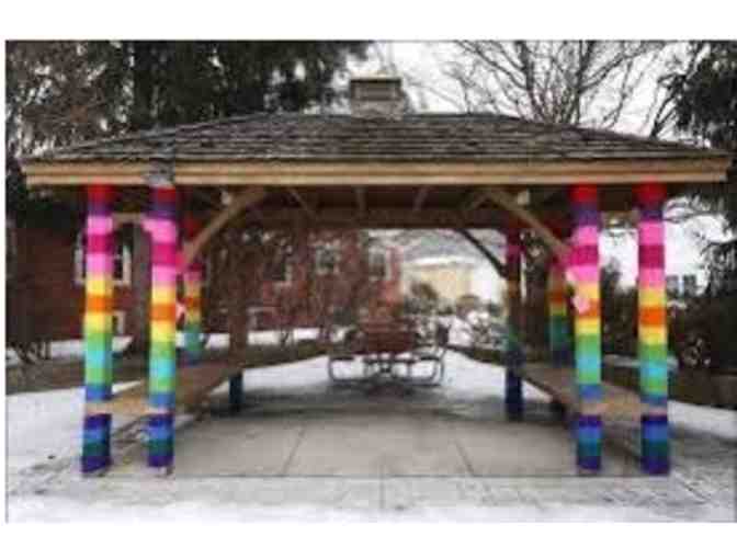 It's the (Yarn) Bomb!