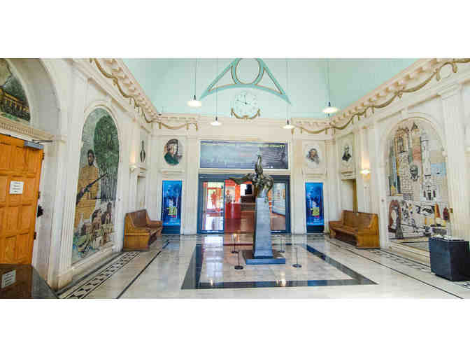 DuSable Black History Museum