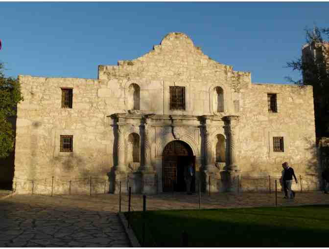 3 Nights in San Antonio + River Cruise - Photo 3