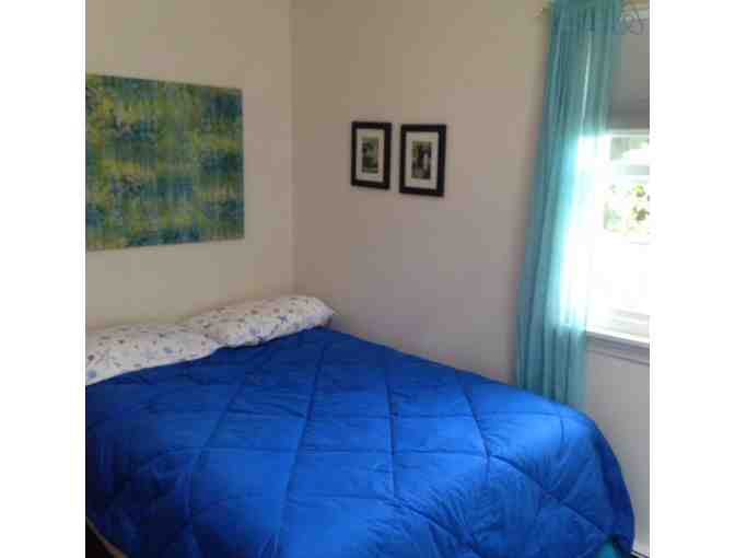 One Week Stay at 'Cottage at Columbia'