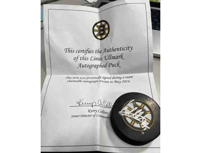 Linus Ullmark Autographed Puck - Boston Bruins