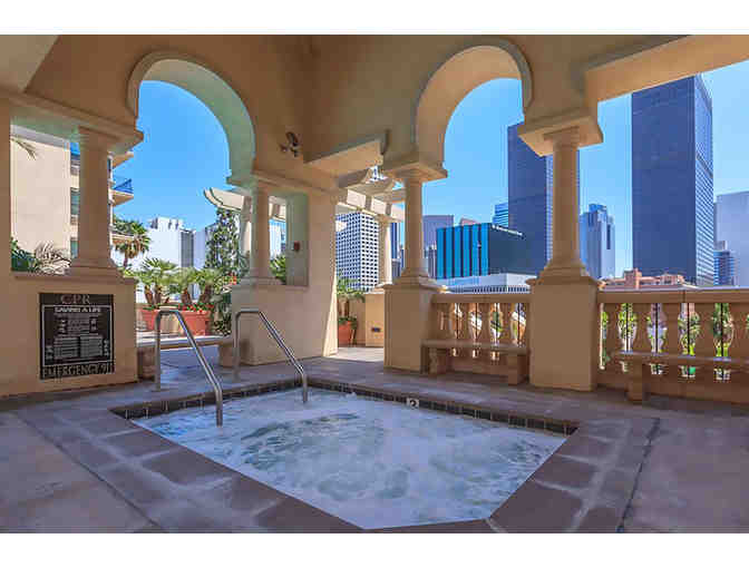 Stay at a Private Residence in Los Angeles