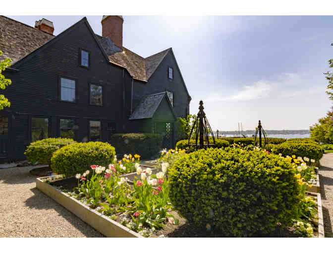 The House of Seven Gables - Four Passes