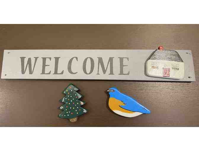 Signs and Snippets - Wooden Welcome Sign with Interchangeable 'Snippet' Pieces