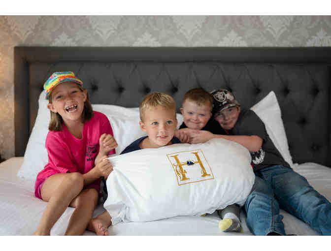 Hawthorne Hotel - Overnight Stay with Breakfast for 4 Guests