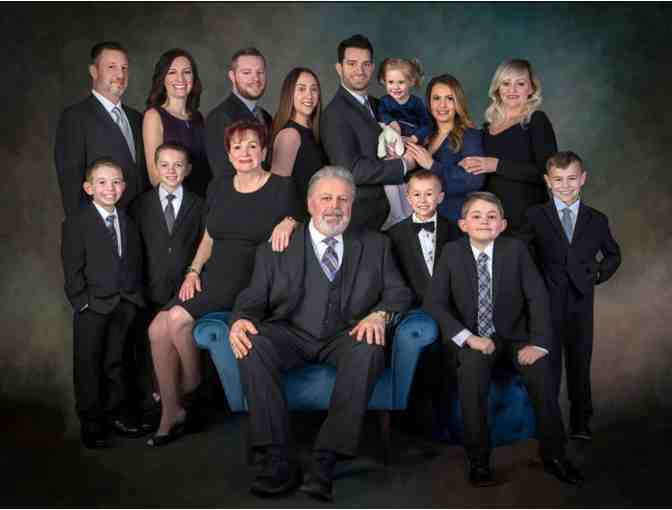 Mallory Portraits - Family Portrait Session Experience and 20' Heirloom Family Portrait
