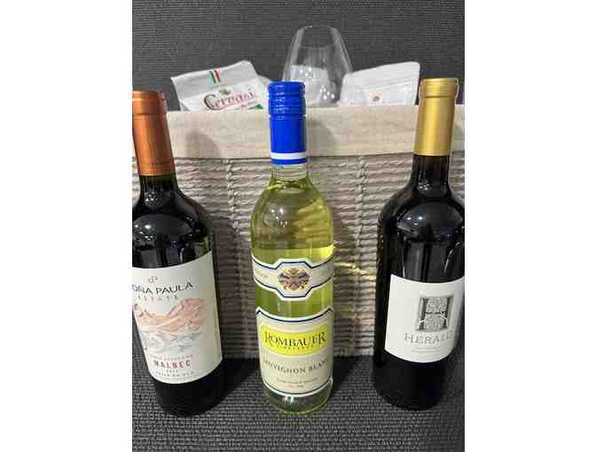 Broadway Grill Gourmet Wine Basket