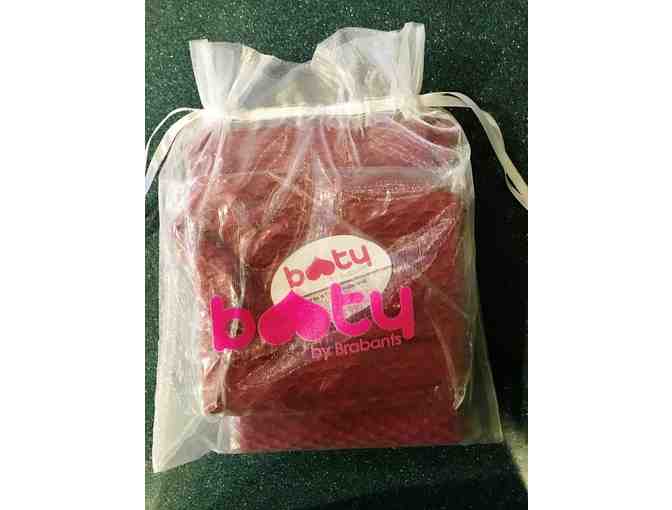 Croco Skin  & Cropped Crimson Red Leggings from Booty By Brabants & HOPe