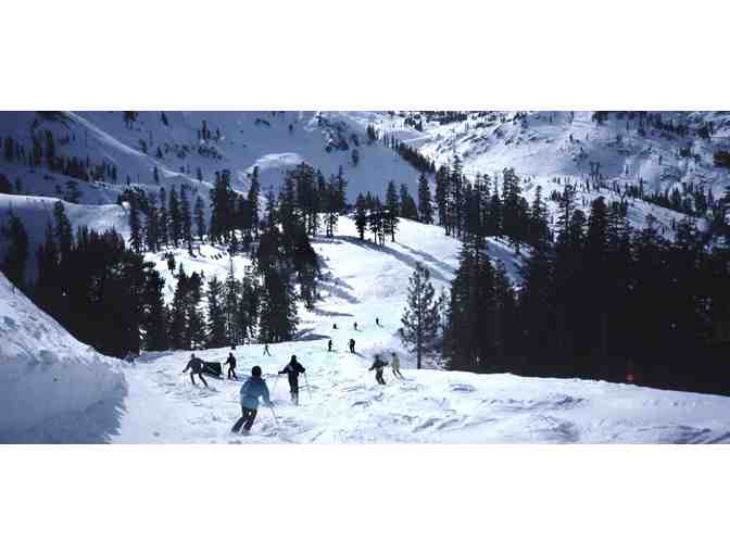 Palisades Tahoe Season Pass