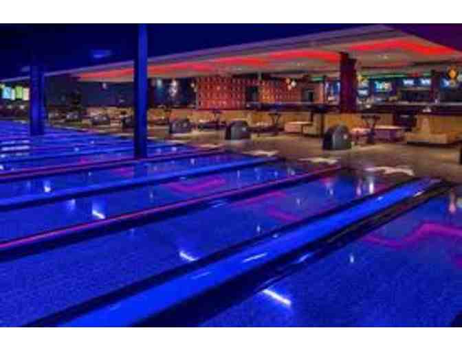 Kings Dining & Entertainment, Burlington, MA - Bowling Party for 6 People