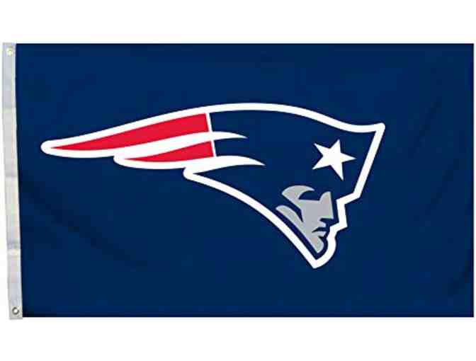 New England Patriots - Autographed Picture of Kyle Van Noy