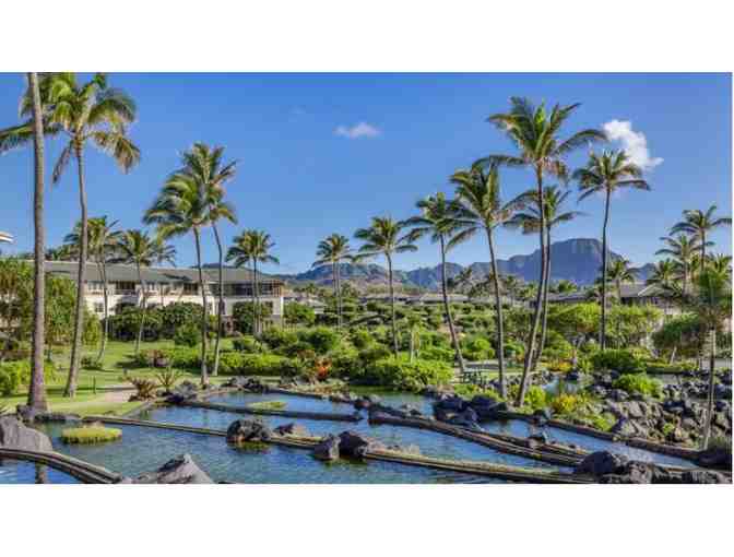 Enjoy 7 nights @ The Point at Poipu, a Hilton Vacation Club 2 bedroom luxury suite