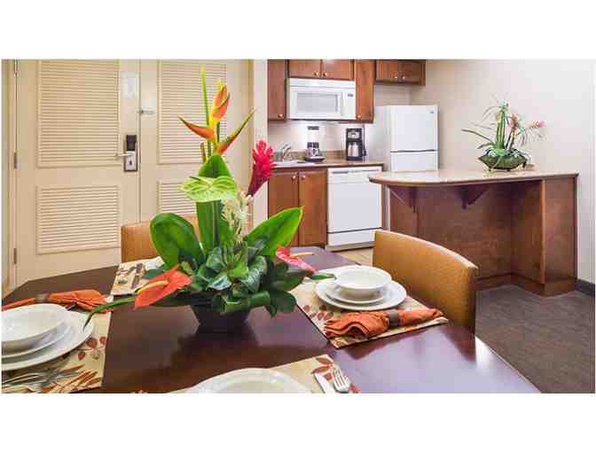 Enjoy 7 nughts @ Kaanapali Beach Club 1 bedroom luxury suite