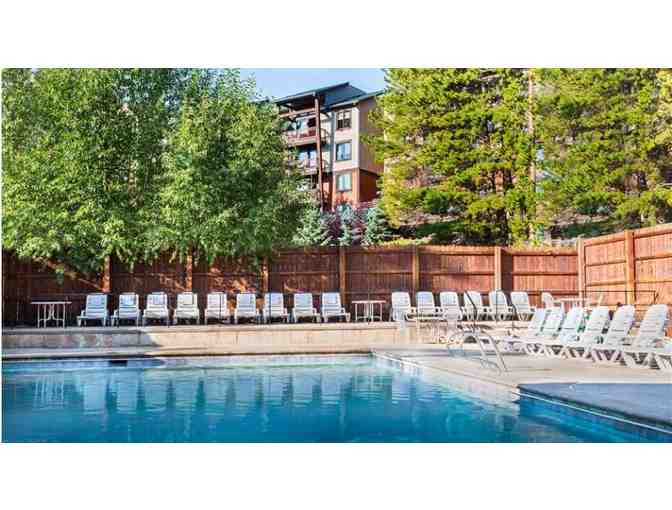 Enjoy 7 nights @ Valdoro Mountain Lodge in luxrious 1 bedroom suite