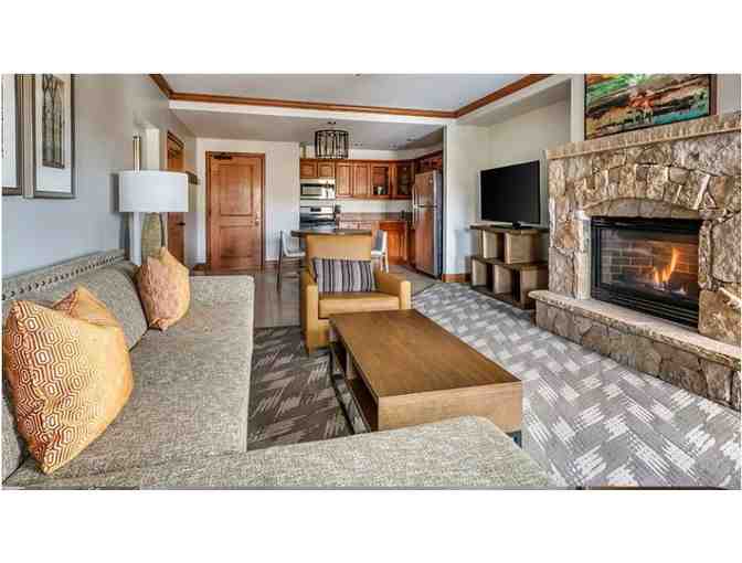 Enjoy 7 nights @ Valdoro Mountain Lodge in luxrious 1 bedroom suite