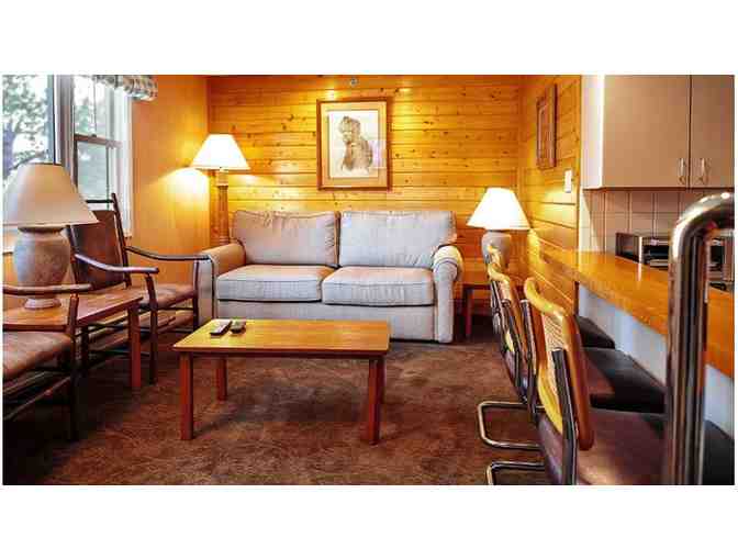 Enjoy 4 nights @ The Historic Crags Lodge in luxury 1 bedroom suite