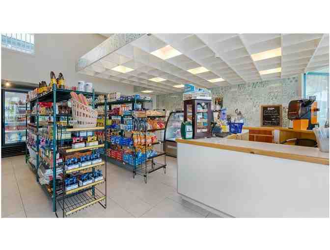 Enjoy 4 nights @ Royal Palm, a Hilton Vacation Club Sint Maarten in One bedroom Suite