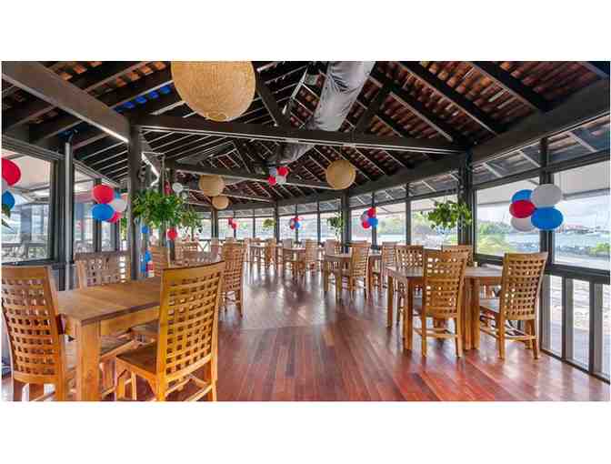 Enjoy 4 nights @ Royal Palm, a Hilton Vacation Club Sint Maarten in One bedroom Suite