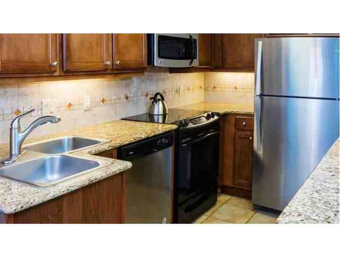 Enjoy 4 nights @ Plantation Club Stuart, Fl in luxury 1 bedroom suite