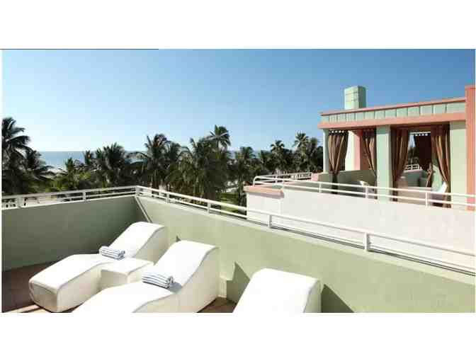 Enjoy 4 nights @ South Beach McAlpin Ocean Plaza in luxury 1 bed suite