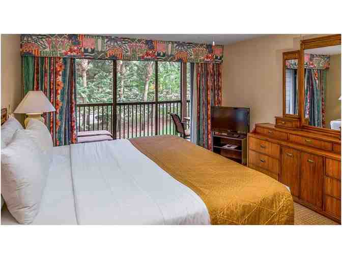 Enjoy 4 nights @ famous Polynesian Isles Resort Oranndo,Fl 1 bed suite