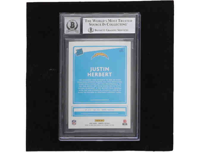 Enjoy Justin Herbert Signed 2020 Donruss #303 RR RC (BGS)
