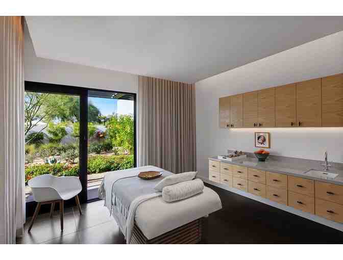 Enjoy 3 nights @ Andaz Scottsdale Resort & Bungalows Pheonix + The Rush Fun Park + Food C!