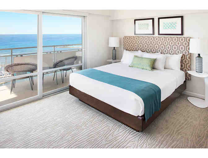 Enjoy 5 nights @ Honolulu Ilikai Hotel & Luxury Suites w/ Surf Lesson + Food Credit