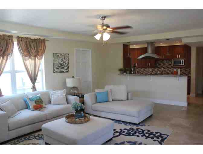 Enjoy 30 Days Luxury Daytona 3 bed Beach House + $100 Food Credit