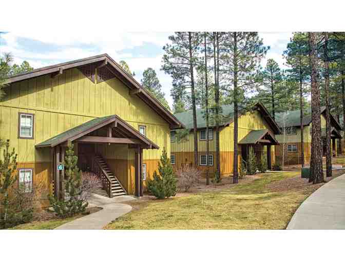 Enjoy 3 nights Club Wyndham 4.4 star Pinetop, AZ + $100 Food Credit