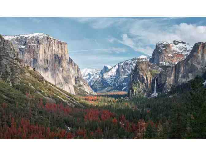 Enjoy 4 nights luxury 2 bed condo + Private Tour of Yosemite!