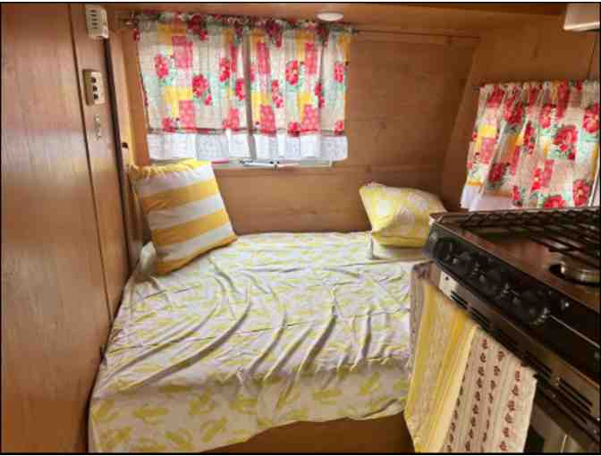 Artisan Craft Bar and Distillery Class + 3 nights glamping RV San Antonio 5 * RATED - Photo 5