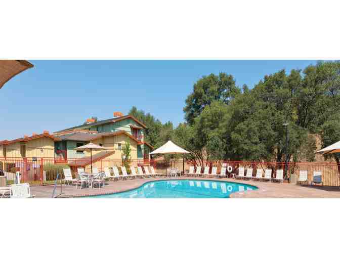 Enjoy 4 nights Angels Camp, Ca 4.6 Star with Wine Tasting Tour - Photo 2