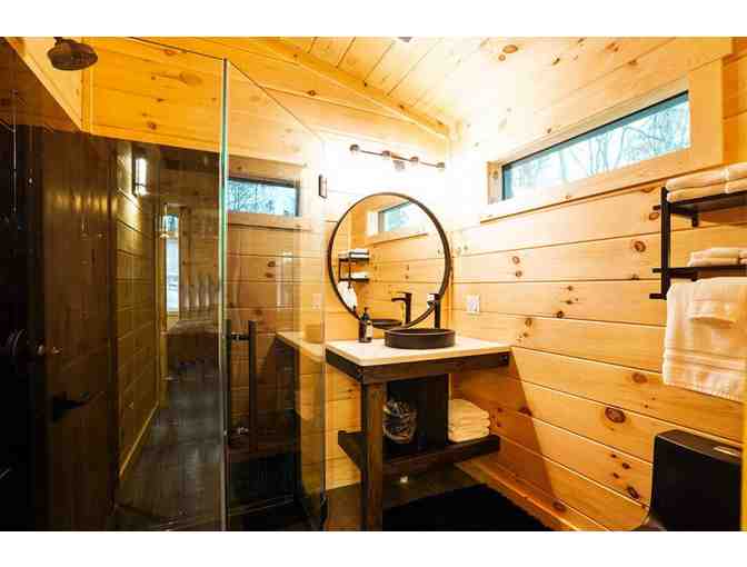 Enjoy 4 nights LUXURY GLASS House Cabin Hocking Hills, Ohio + $100 Food Credit - Photo 7