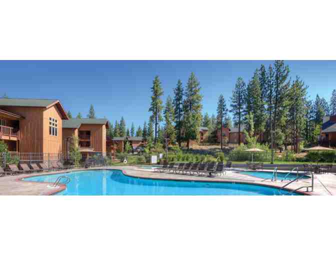 Enjoy 4 nights South Lake Tahoe Luxury Condo 4.7 Star + $100 Food - Photo 2