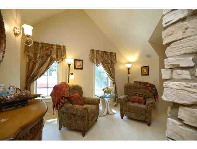 Enjoy 4 night stay at The Roost Bed and Breakfast, WI 4.6* RATED + $100 Food - Photo 5