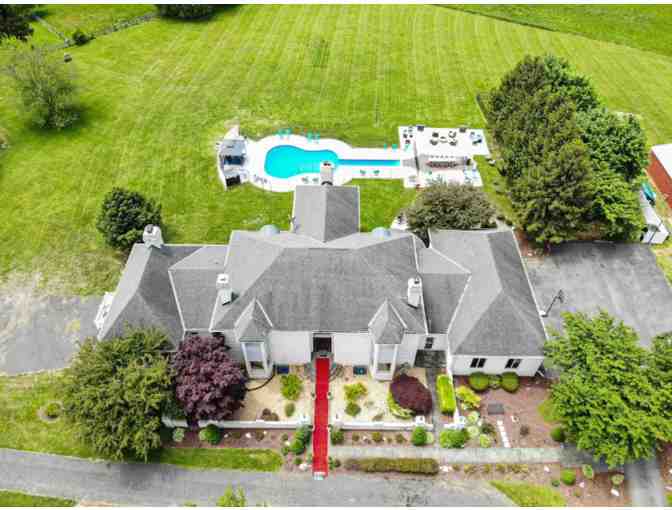 Enjoy 5 nights luxury 11,000 SQ FT Villa w/ Gutiar Pool Purcellville, Virginia