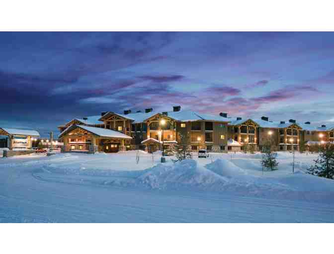 Enjoy 3 nights luxury 4.6 star condo Yellowstone Park + $100 Food - Photo 1