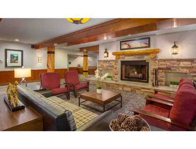 Enjoy 3 nights luxury 4.6 star condo Yellowstone Park + $100 Food