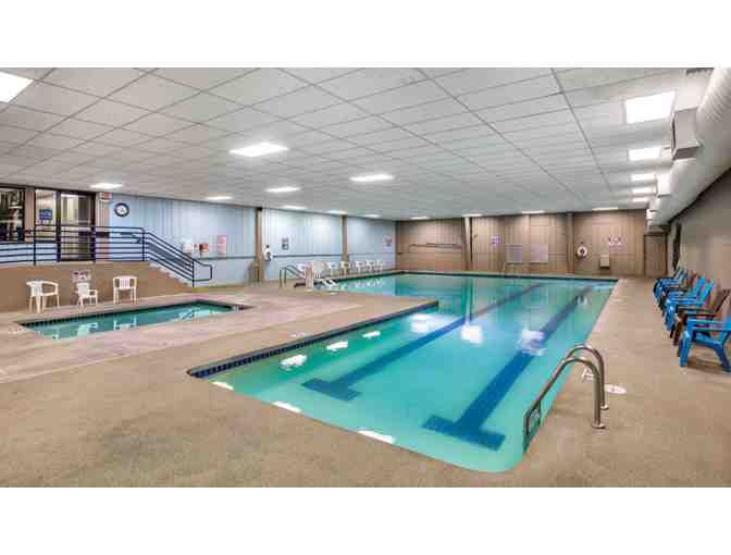 Enjoy 4 nights @ Club Wyndham Wisconsin Dells + $100 Food Credit