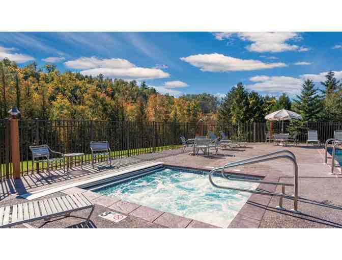 Enjoy 4 nights Little Sweden 4.6 star resort @ Fish Creek, WI + $100 Food Credit - Photo 2