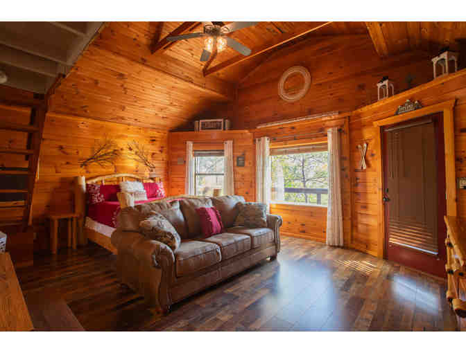 Enjoy 7 nights luxury 2 bed cabin Pigeon Forge, TN + Moonshine Experience - Photo 11