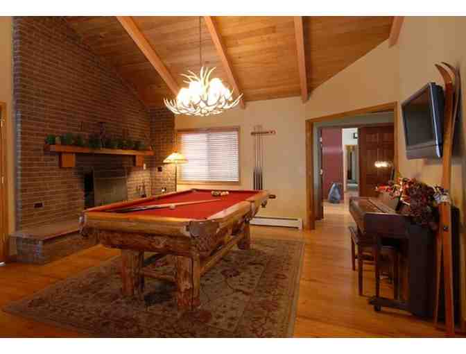 Enjoy 5 nights @ Luxury 12 bed cabin 8,000Sq Colorado Rockies Villa