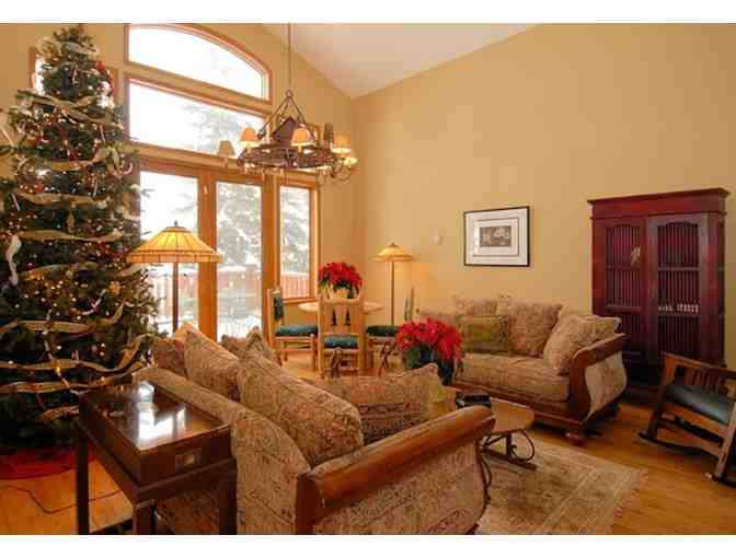 Enjoy 5 nights @ Luxury 12 bed cabin 8,000Sq Colorado Rockies Villa